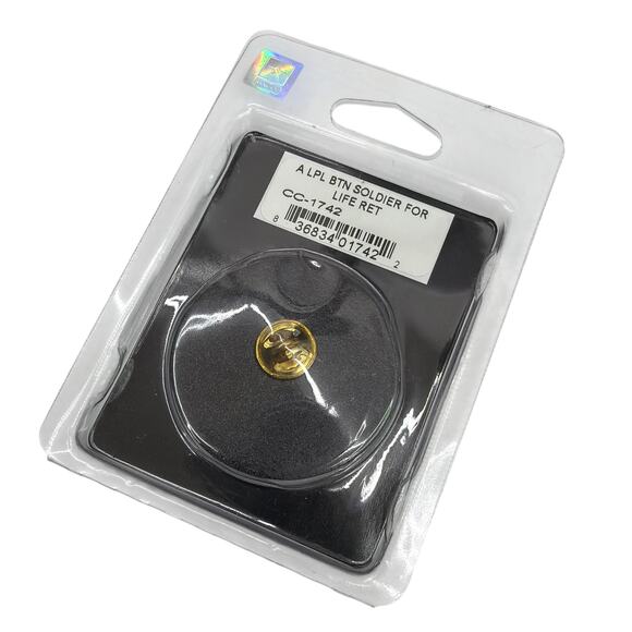 Challenge Coin Company U.S. Army Retired Soldier For Life Lapel Pin CC-1742E - Picture 2 of 3